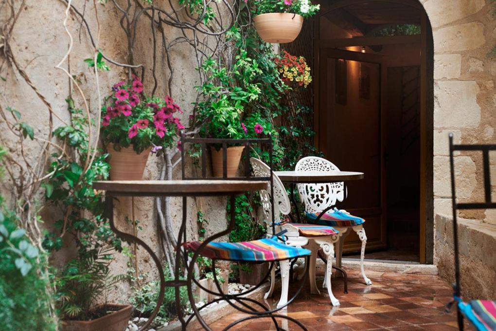 เอิง มา ออง วีล Bed & Breakfast มาร์กเซย ภายนอก รูปภาพ